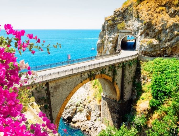 Roteiros de luxo na Itália com motorista privativo