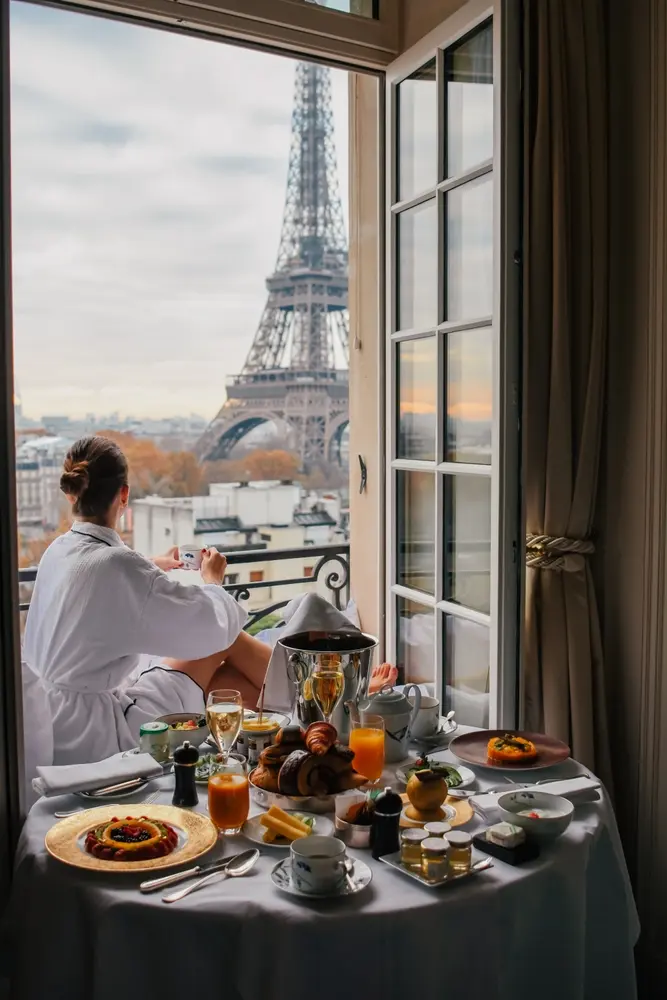 Serviços com motorista brasileiro em Paris