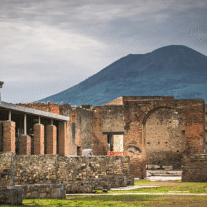 Ruínas arqueológicas de Pompeia vistas durante tour saindo de Roma